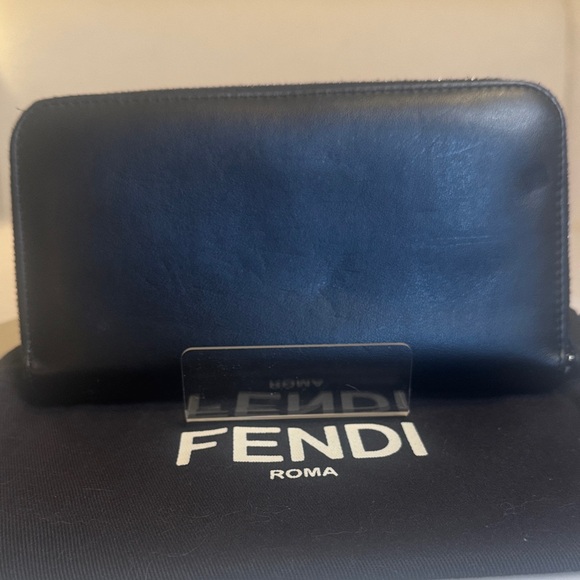 Fendi Monster Looking At You Black Leather Zippy Wallet Authentic Full Inclusion - Picture 3 of 10